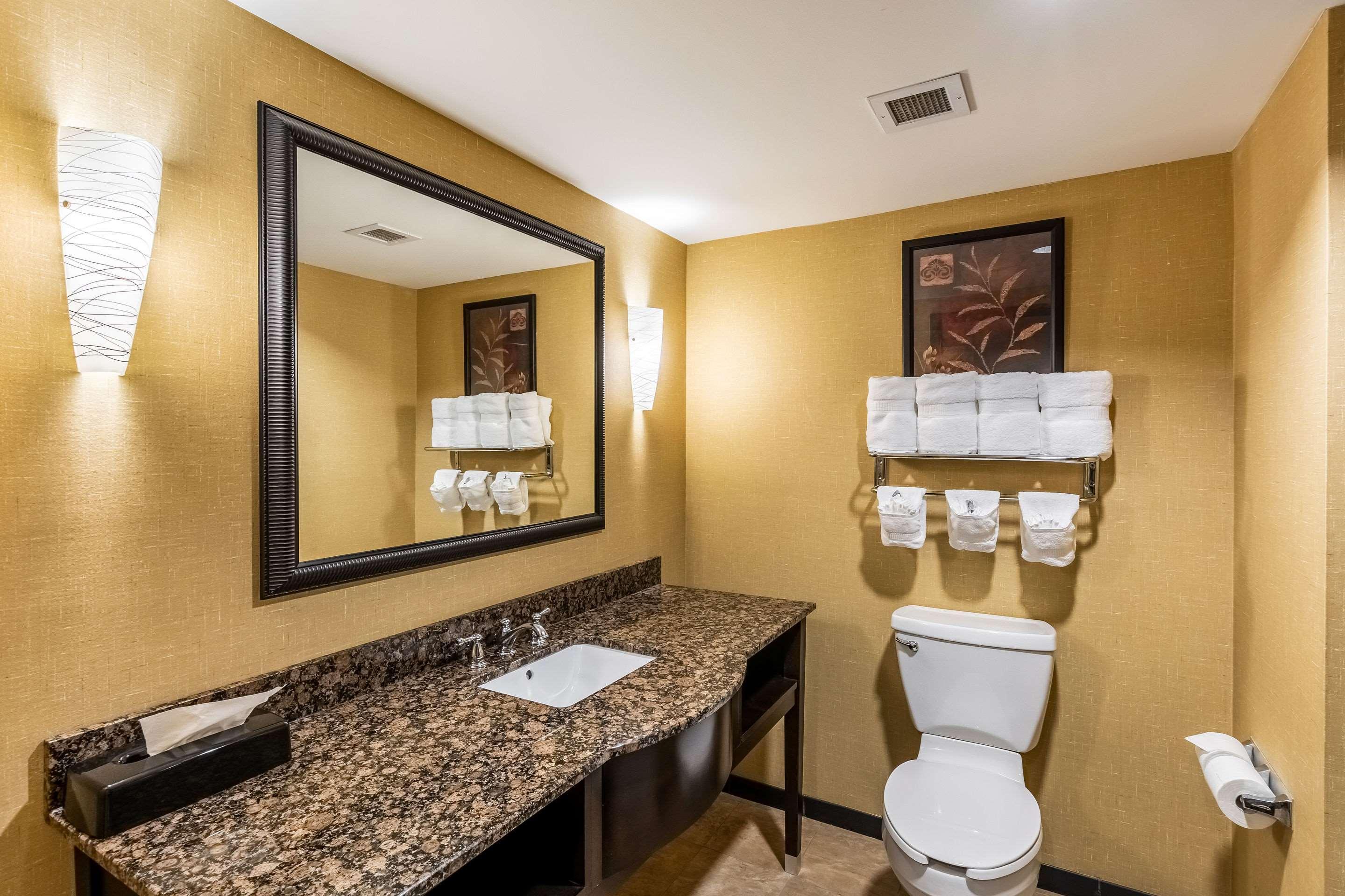 Holiday Inn Express & Suites Lexington By Ihg Экстерьер фото
