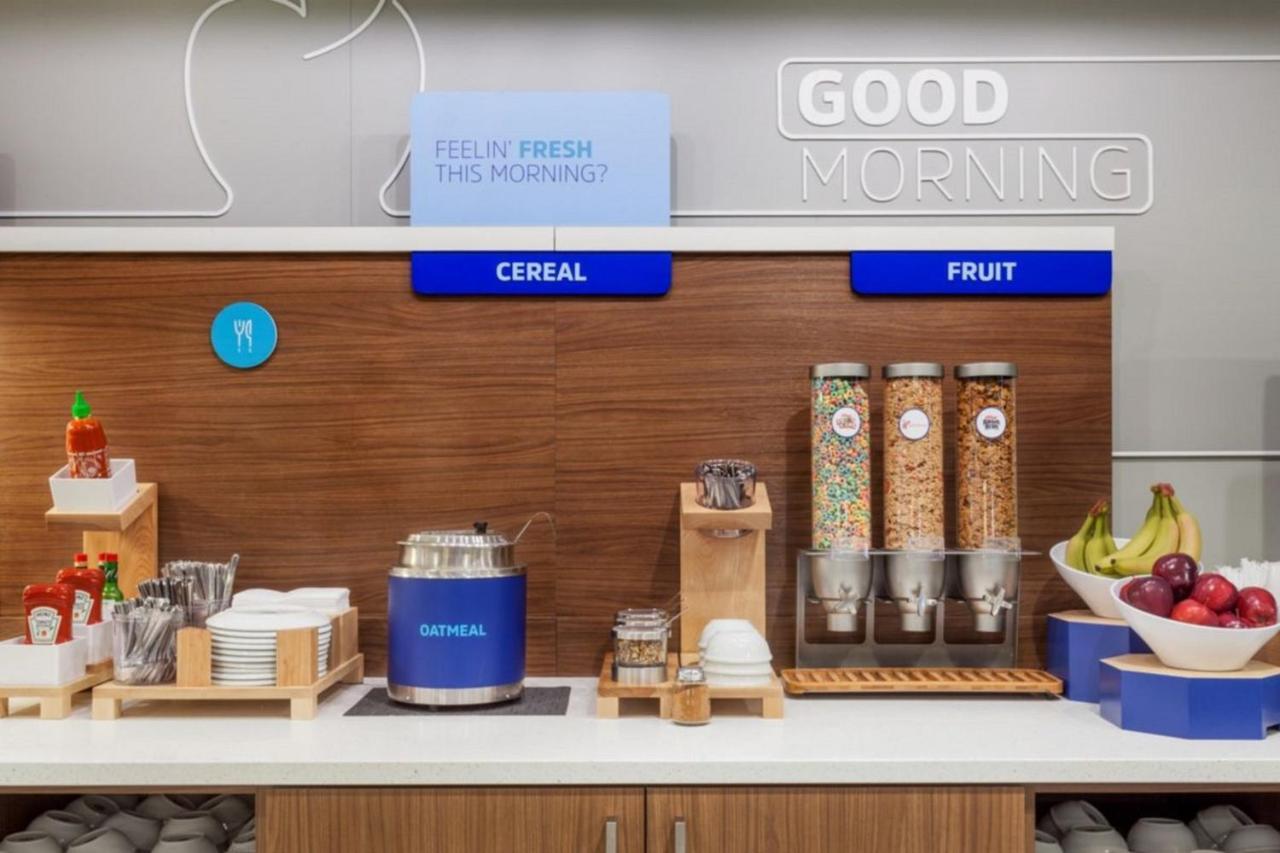 Holiday Inn Express & Suites Lexington By Ihg Экстерьер фото