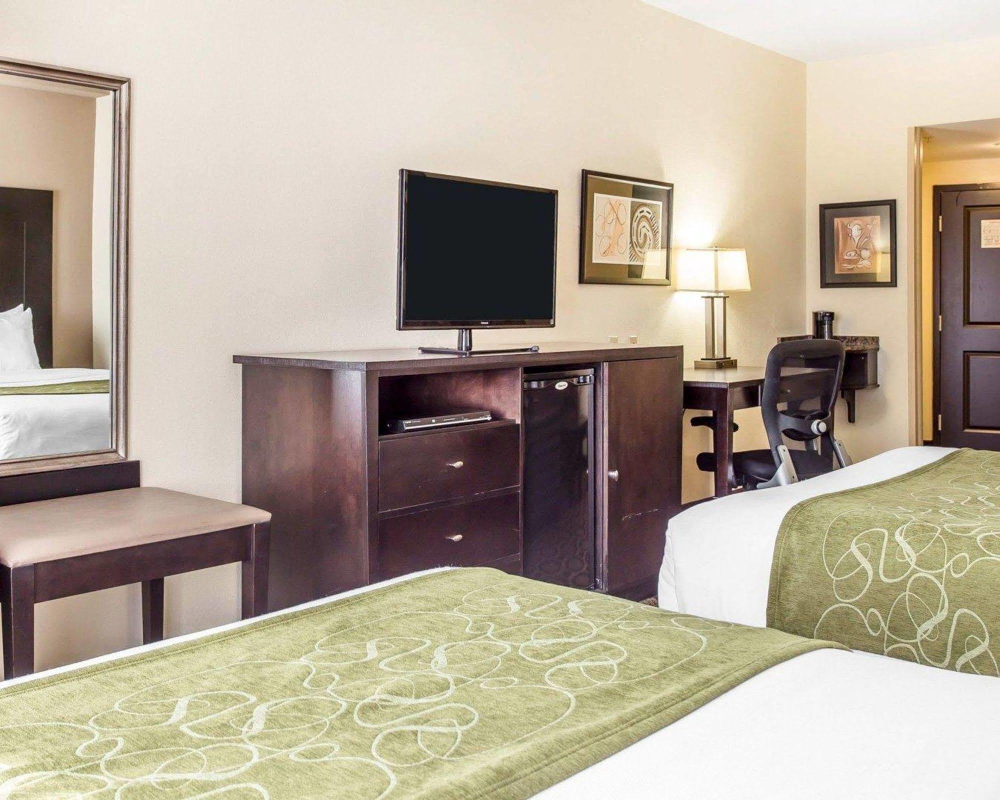 Holiday Inn Express & Suites Lexington By Ihg Экстерьер фото